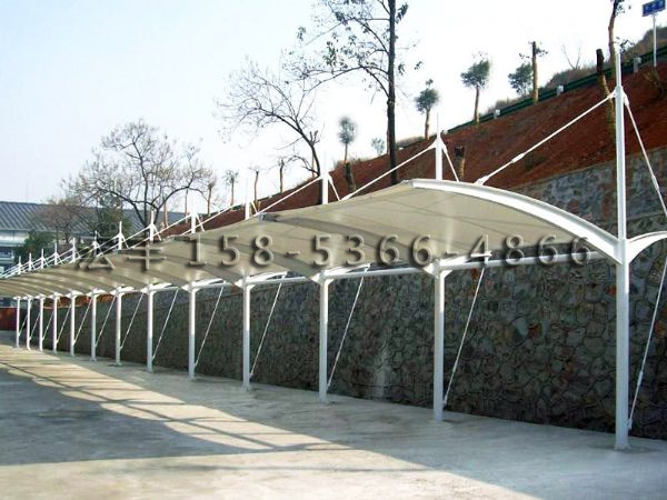 膜結(jié)構(gòu)車(chē)棚